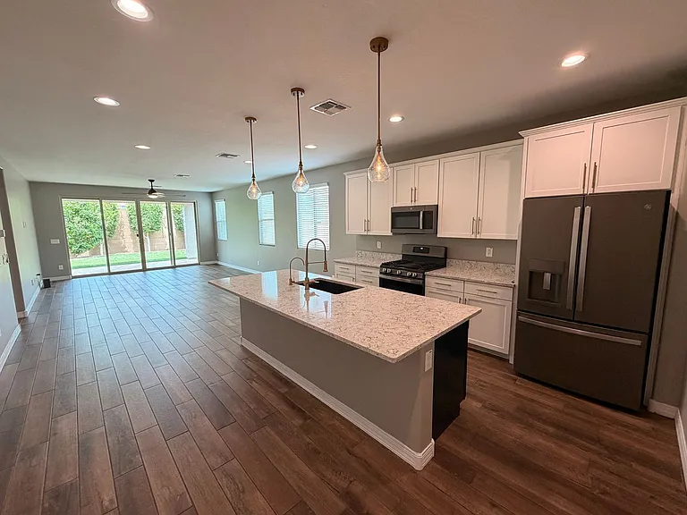 17818 W Buckhorn Trl — Photo 5