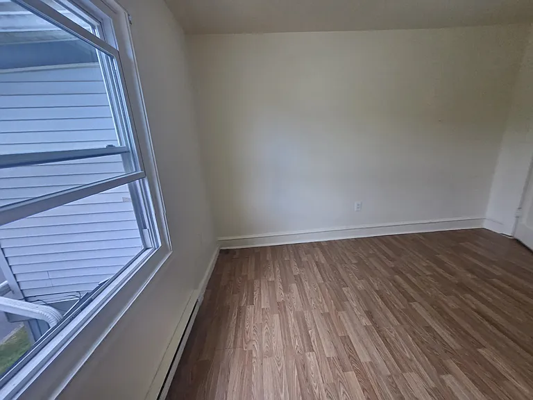 446 Quincy Ave #4 — Photo 7