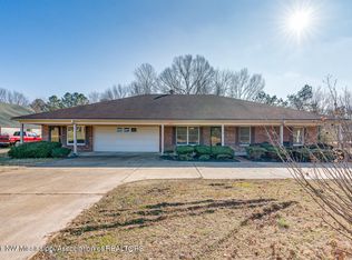 2405 Church Rd, Horn Lake, MS 38637