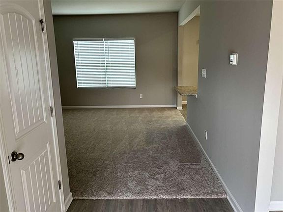 2nd image of 940 Fellowship Rd