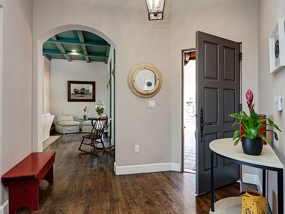 3rd image of 40 Arroyo Dr Unit 103