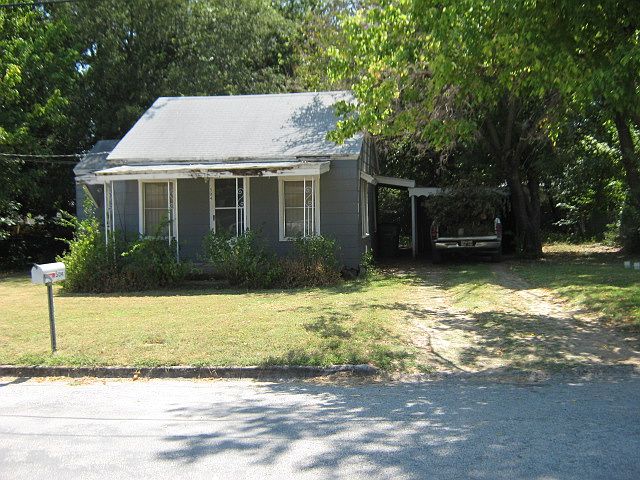 1st image of 504 Pillar St