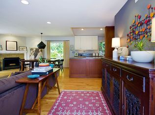 6303 Bryn Mawr Dr, Los Angeles, CA 90068