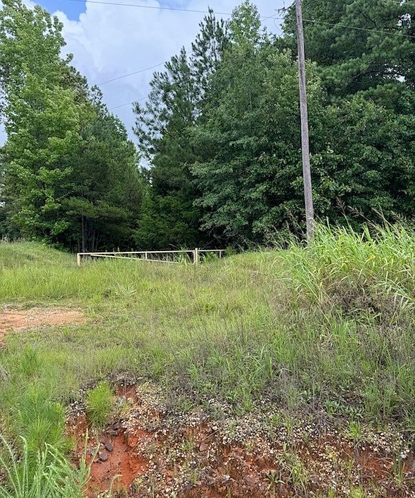 2nd image of 10452 N Davis Rd