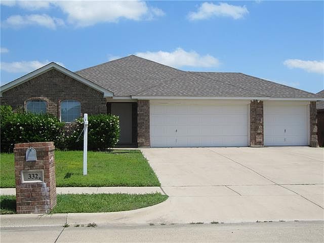 1st image of 332 Willow Vista Dr