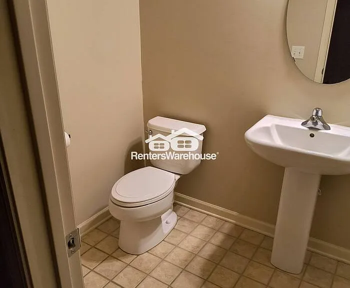 8108 Oakview Cir N — Photo 19