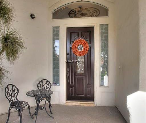 3rd image of 8129 Sunset Cove Dr