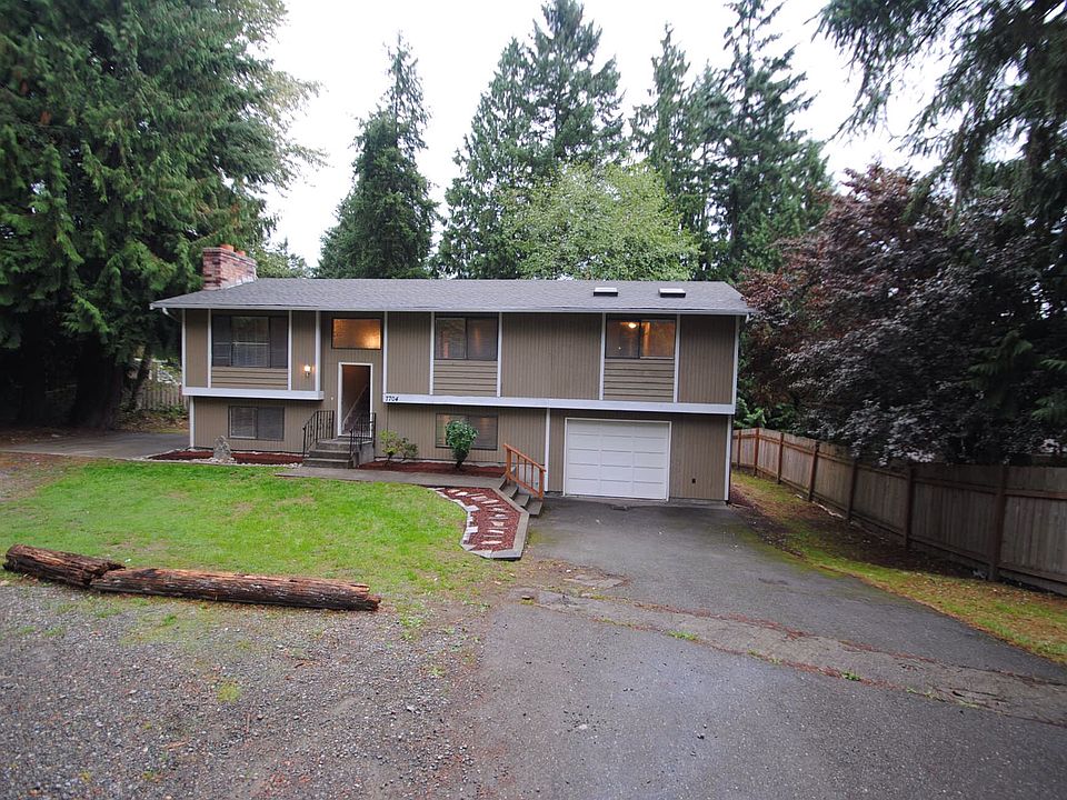 1st image of 7704 194th Ave E