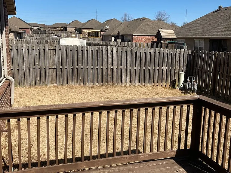 720 Venice St — Photo 11