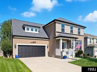 6412 Elm Hurst Dr, Omaha, NE 68157