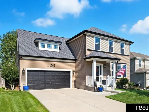 6412 Elm Hurst Dr, Omaha, NE 68157