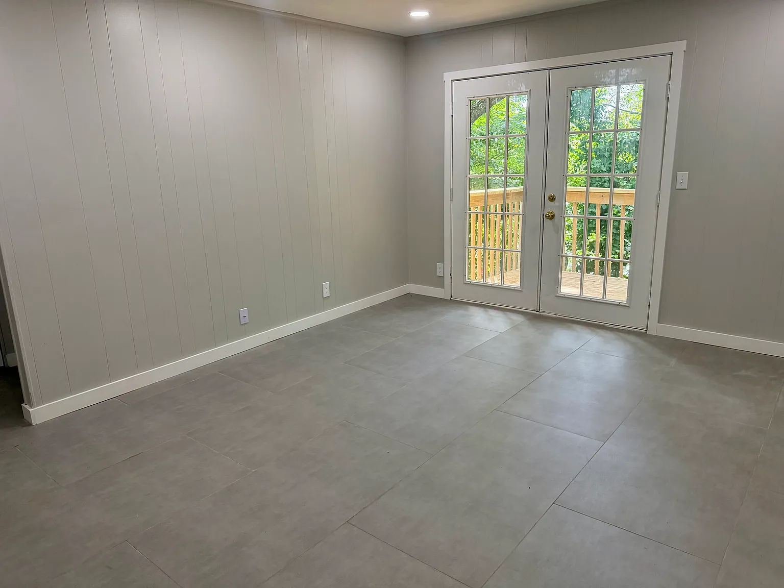 2 bed, 754 sqft, $1,300 — Photo 2