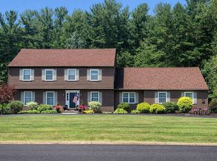 628 Deerfield Dr, Oneida, NY 13421