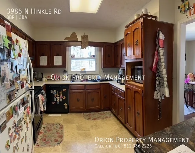 3 bed, 2.5 bath, $1,985 — Photo 4