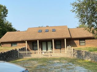 5378 Greenville Rd, White Plains, KY 42464