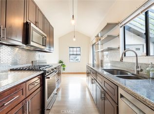 2520 W Macarthur Blvd UNIT B, Santa Ana, CA 92704