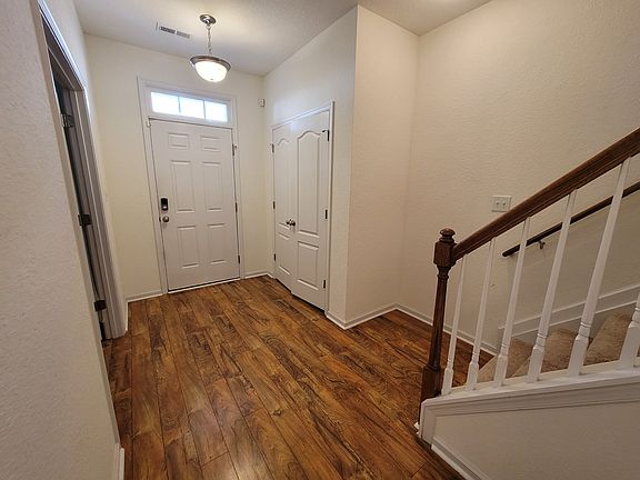 3rd image of 4969 Almandine Ave #1