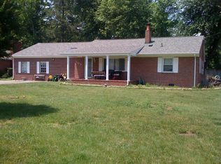 104 Rich Rd, Yorktown, VA 23693