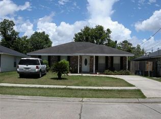 424 Azalea Dr, Waggaman, LA 70094