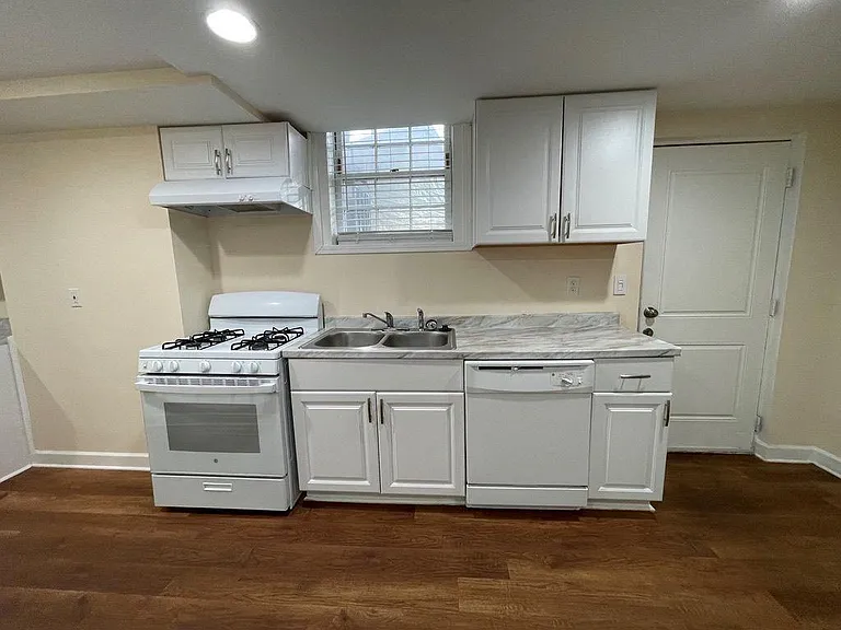 2106 Pawnee Dr SE — Photo 14