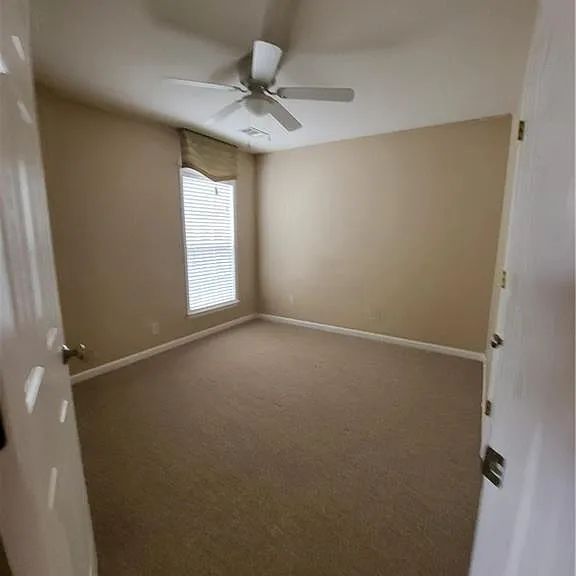 265 Friars Head Dr — Photo 16