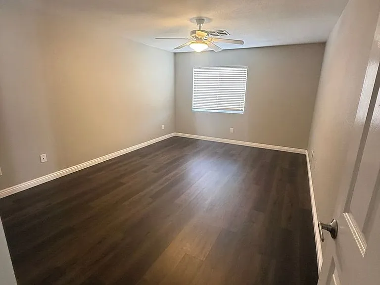 505 Satin Saddle Pl — Photo 24