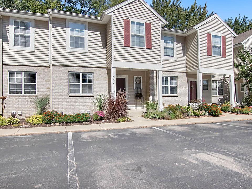 1st image of 952 Ada Place Dr SE