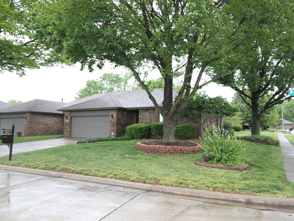 1445 E Woodgate Street, Springfield, MO 65804 Zillow