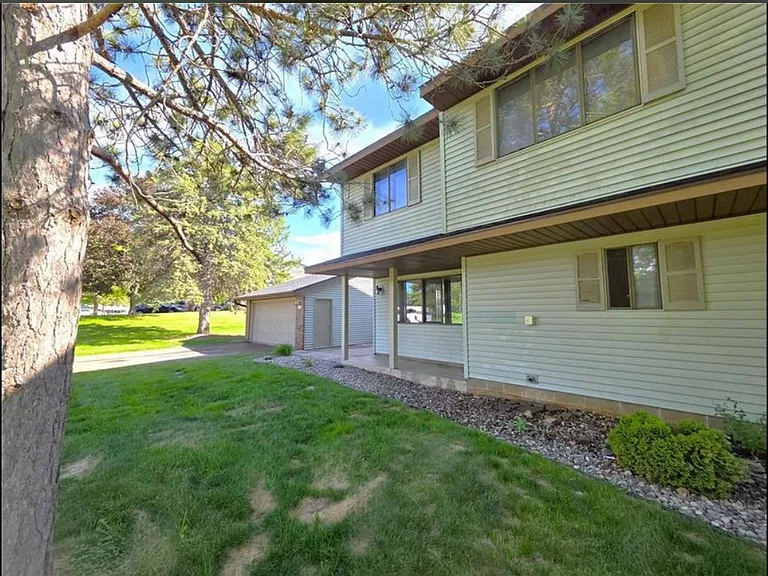 4710 Lenore Ln — Photo 14