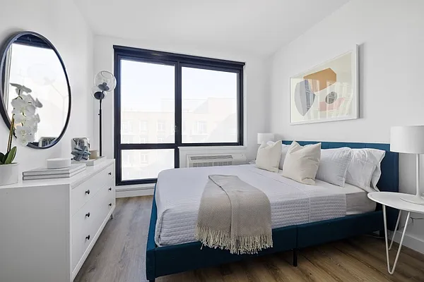 Rented by MNS | media 3