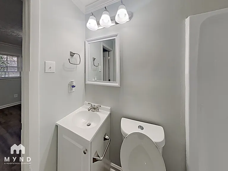 585 Oak Way — Photo 12