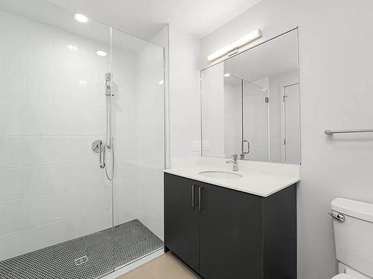 210 N Ashland Ave #915 — Photo 6