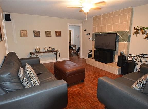 5th image of 1802 Dorothy Dr
