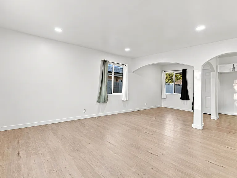 38466 Sumac Ave — Photo 10
