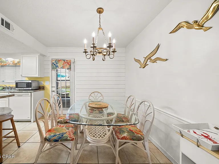 133 W Leslie Ln — Photo 12