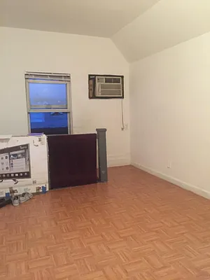 Rented by Level Group | media 13