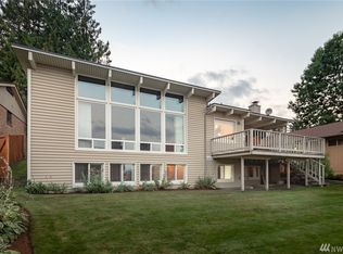 16538 34th Ave NE, Lake Forest Park, WA 98155