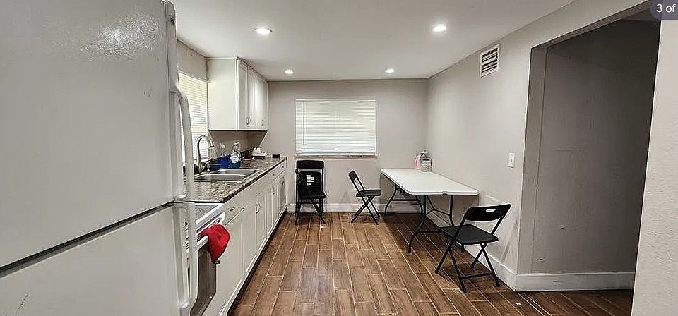 2nd image of 1423 Lura Ave