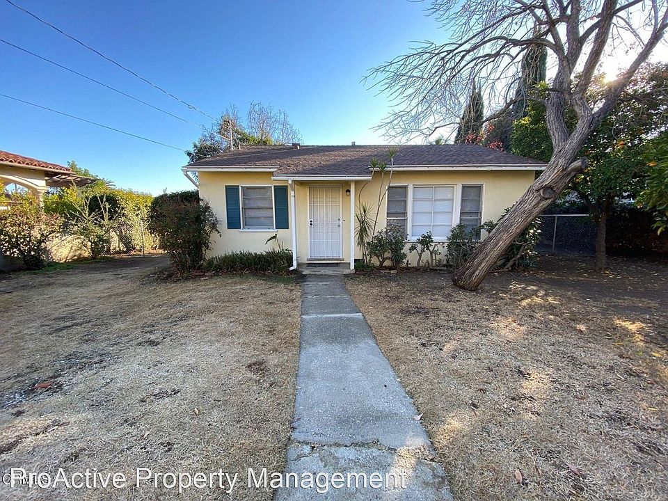 1st image of 446 1/2 W Longden Ave