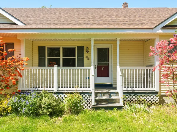 32 Alton Avenue, Ellsworth, ME 04605