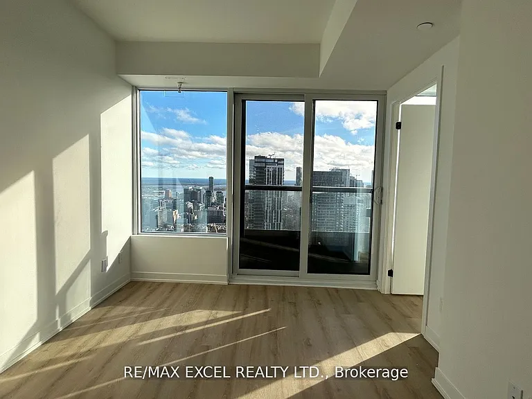 319 Jarvis St #5002 — Photo 11