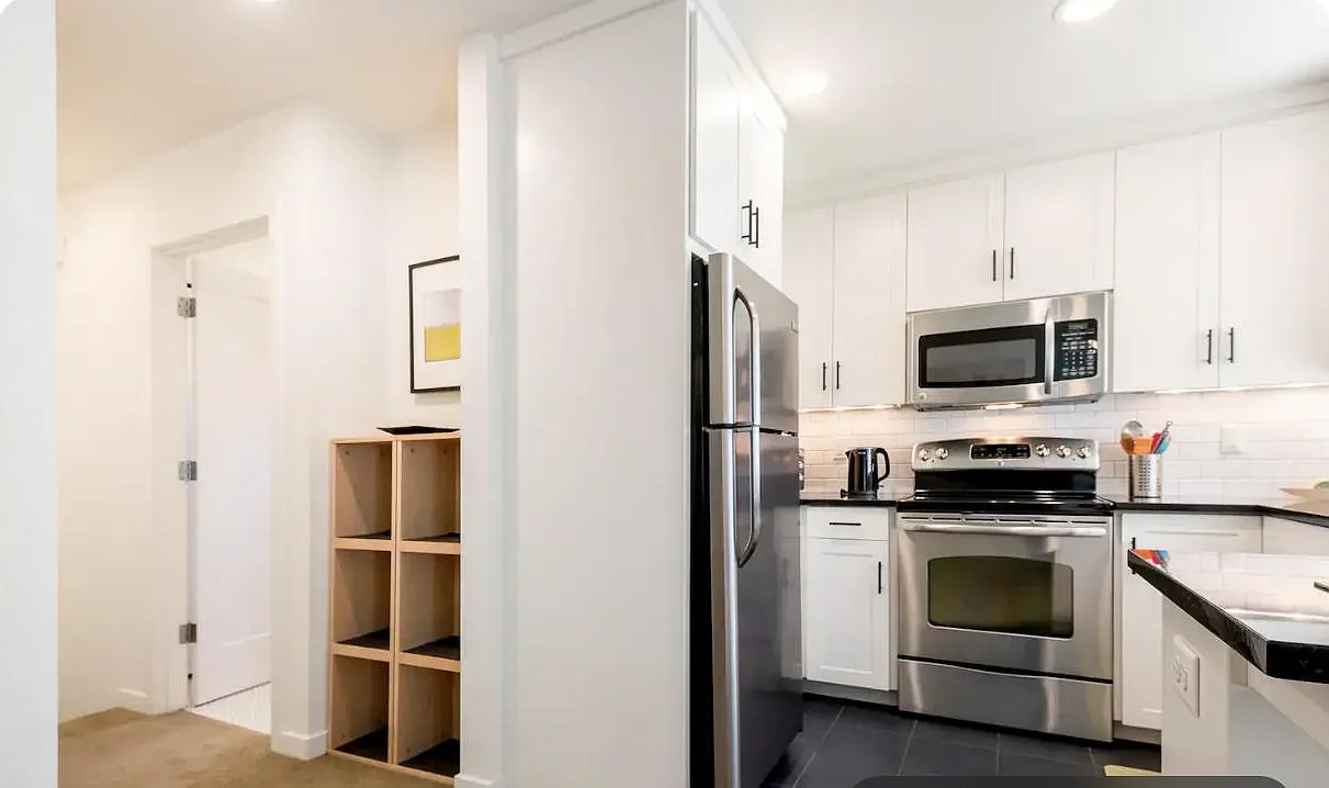 8121 SE 11th Avenue — Photo 4