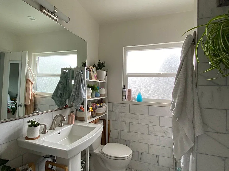 2111 E Bermuda St #5 — Photo 15