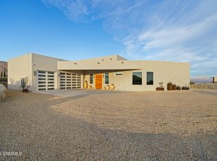 1675 Stonegate Ln, Las Cruces, NM 88007