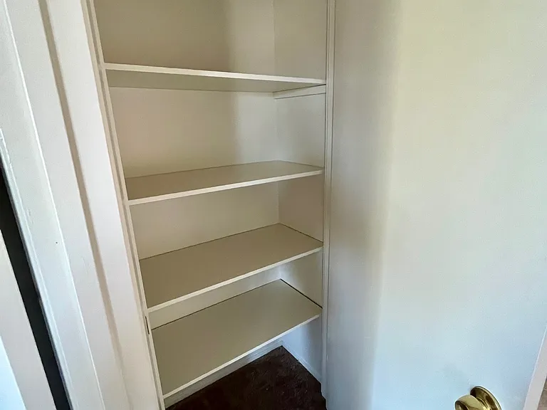 Holiday Apartments — Photo 11