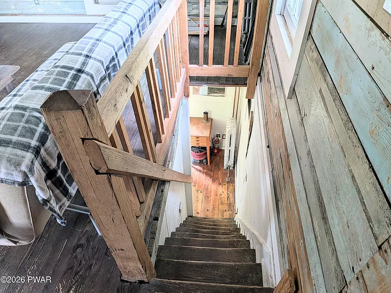 105 Delaware Dr — Photo 5
