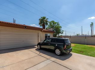 6865 W Caron Dr, Peoria, AZ 85345