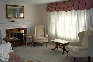 2nd image of 4441 Fontaine Dr