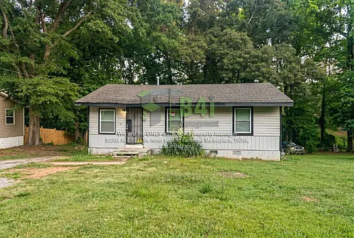1313 Ridgeview Dr Photo 1