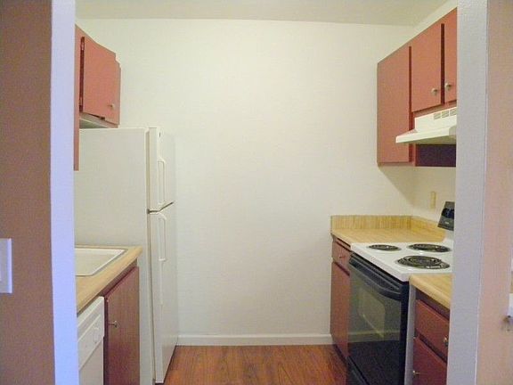 4th image of 4825 180th St SW APT G103